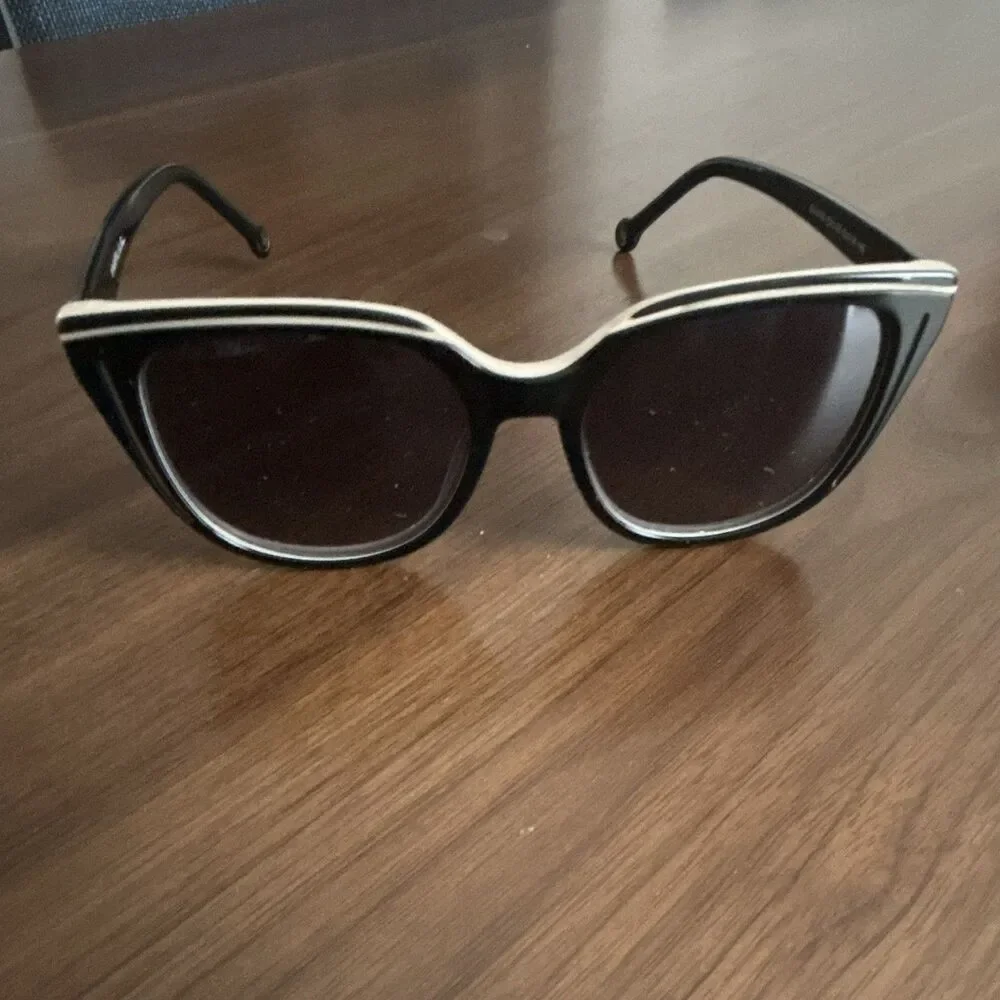 Di Valdi DV0193 Women's Cat Eye Sunglasses Black F Polarized Gradient pre owned
